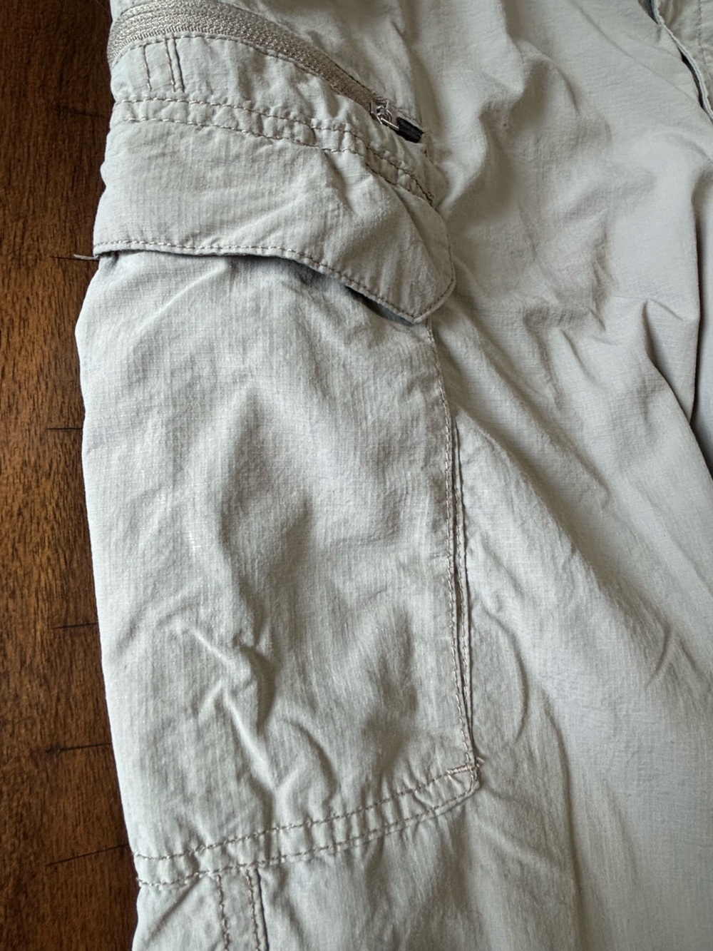 The American outdoorsman’s  Men’s Cargo Pants with Multiple Utility Pockets - Picture 2 of 6